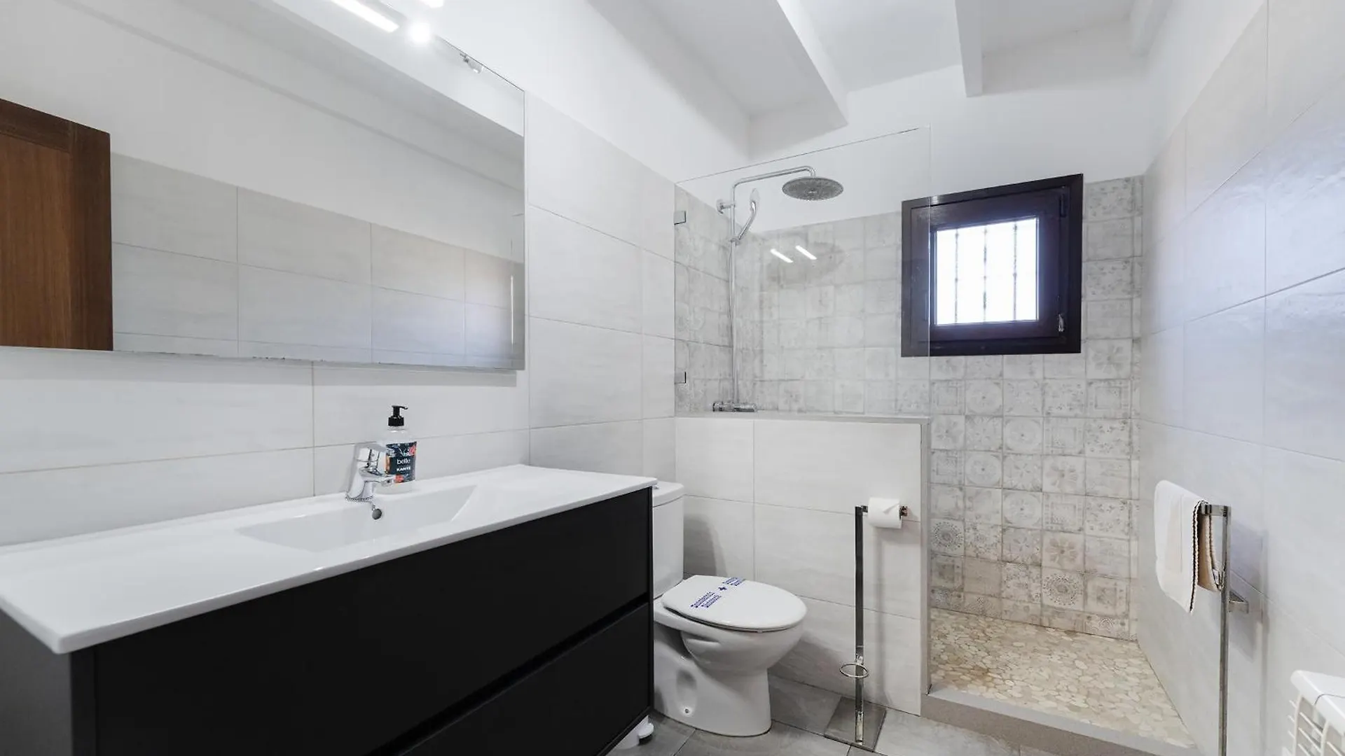 Villa Con Piscina, Bbq, Terraza Y Wifi Santanyi Alpstuga