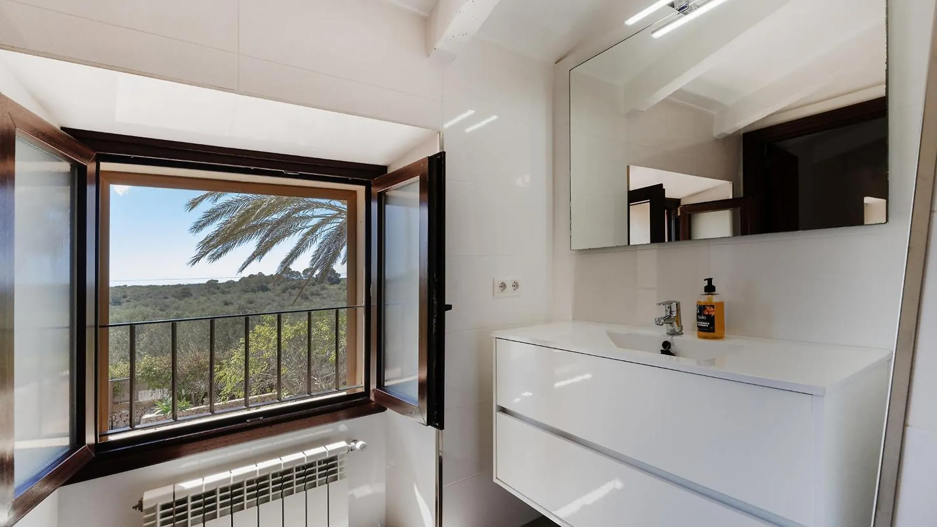 Alpstuga Villa Con Piscina, Bbq, Terraza Y Wifi Santanyi